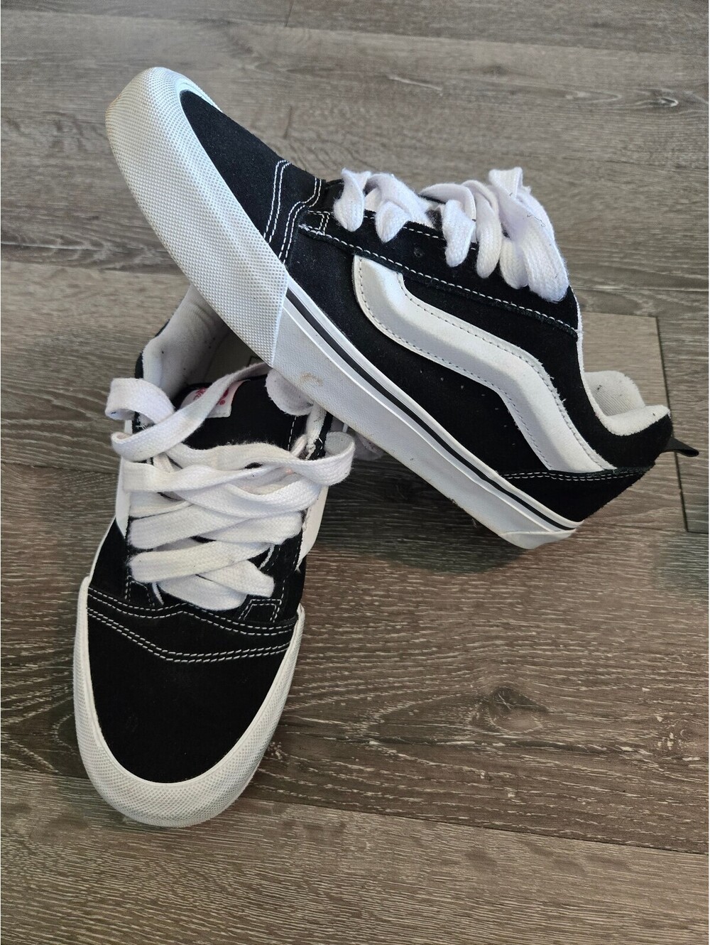 Vans Knu Skool Black White Suede Men's 8 Women's 9.5 Skate Shoes